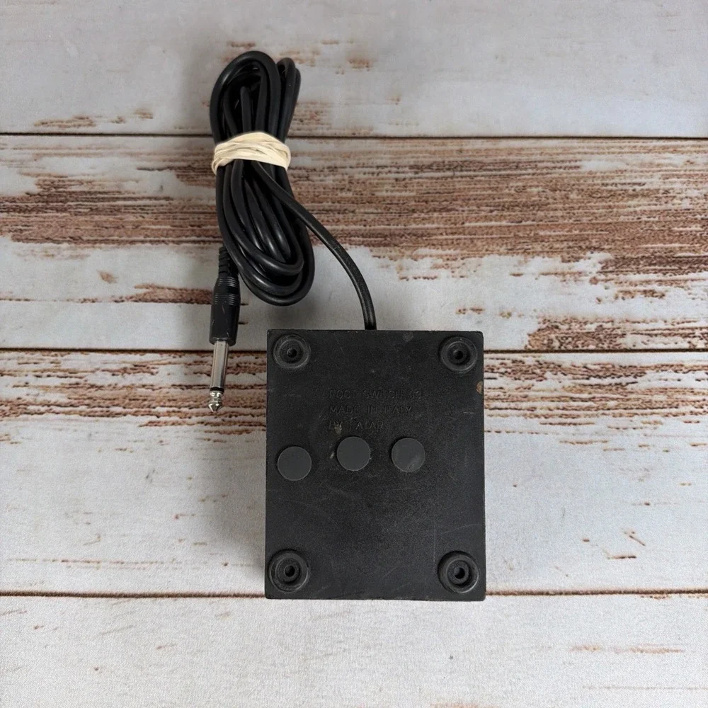 Alesis 93 Sustain Sustain/Damper Foot Switch Pedal Keyboard Used